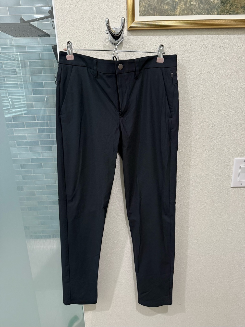 NWOT CRZ YOGA Men's Black Golf Pants Size 30